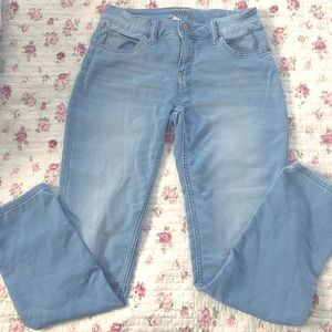 Justice🌷 Girls 14 Midrise  🌷Skinny Jeans Faded